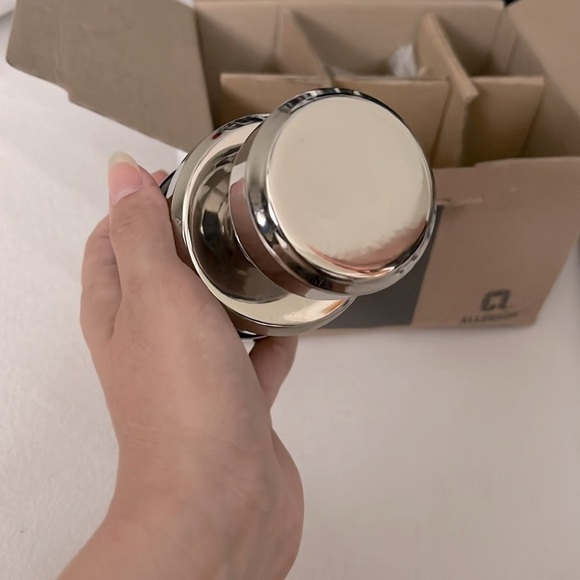 Schlage F10 BWE 618 GSN Bowery Passage Knobset Greyson Rosette Polished Nickel - Picture 5 of 10